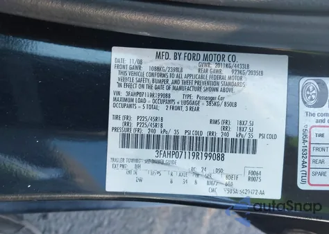 2009 Ford Fusion Se z USA, uszkodzony, nr VIN 3FAHP07119R199088